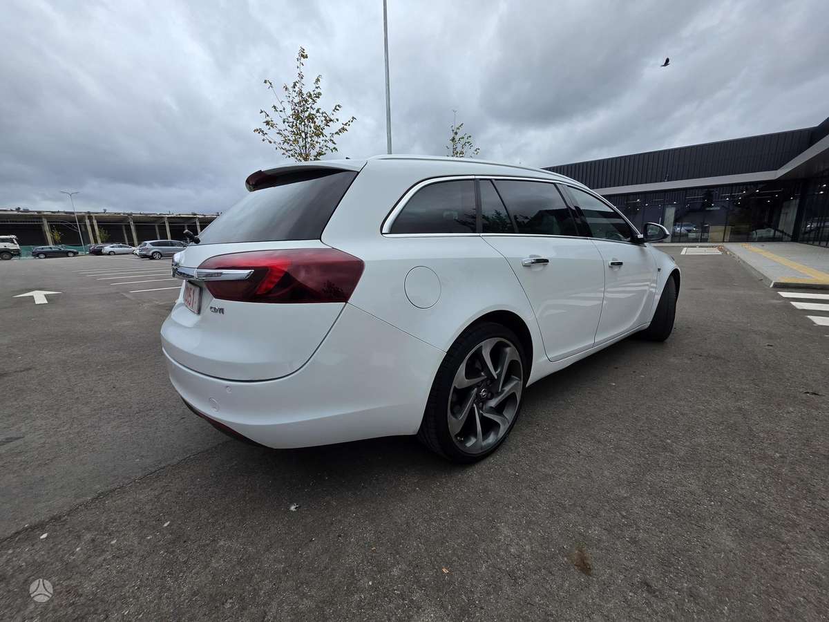 Opel Insignia, 2.0 l., Универсал