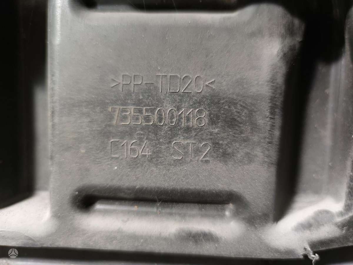 Fiat Punto bamperiai, žibintai