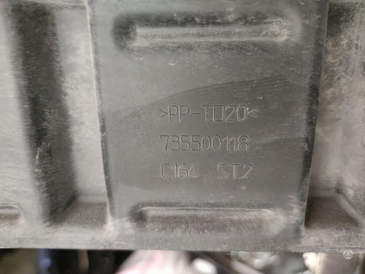 Fiat Punto bamperiai, žibintai