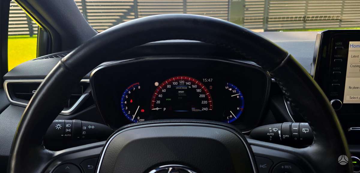 Toyota Corolla, 1.2 l., Универсал