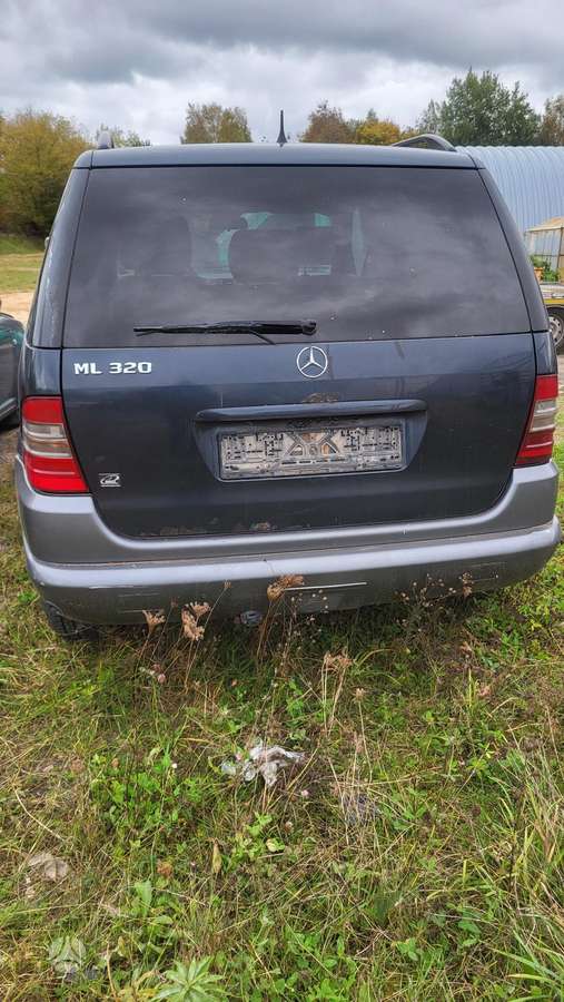 Mercedes-Benz ML320