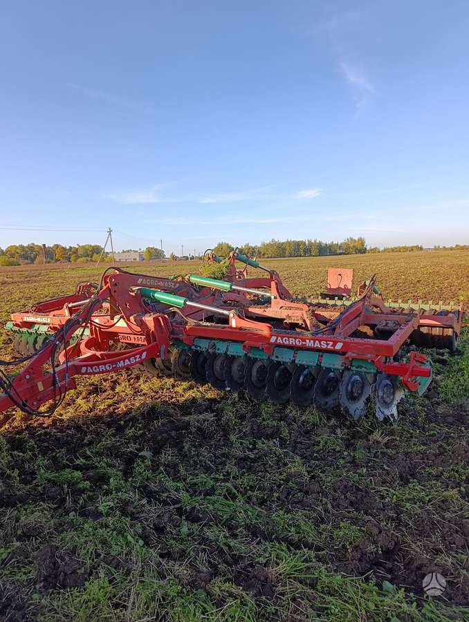 AGRO-MASZ BT60, scrapers, scrubbers