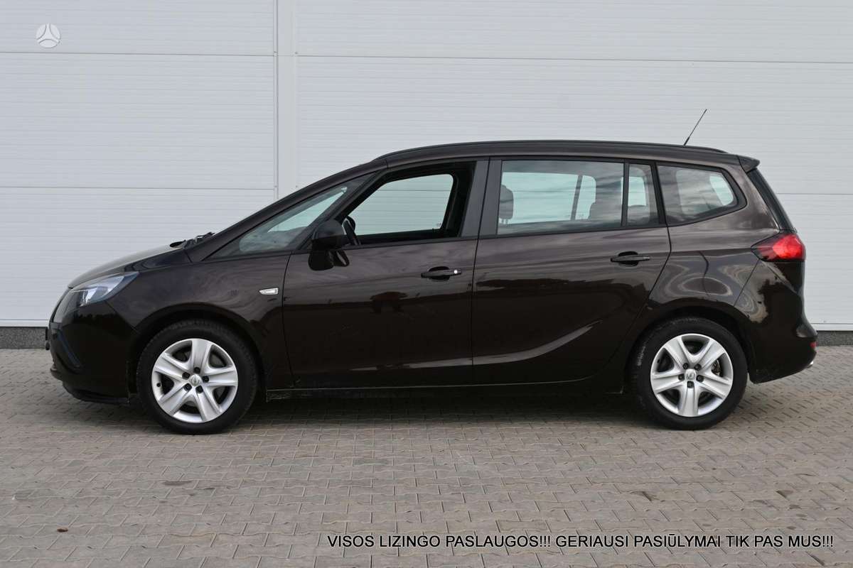 Opel Zafira 2012 — фото 12