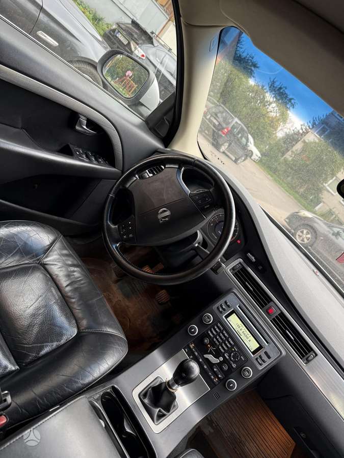 Volvo S80, 2.4 l., Седан