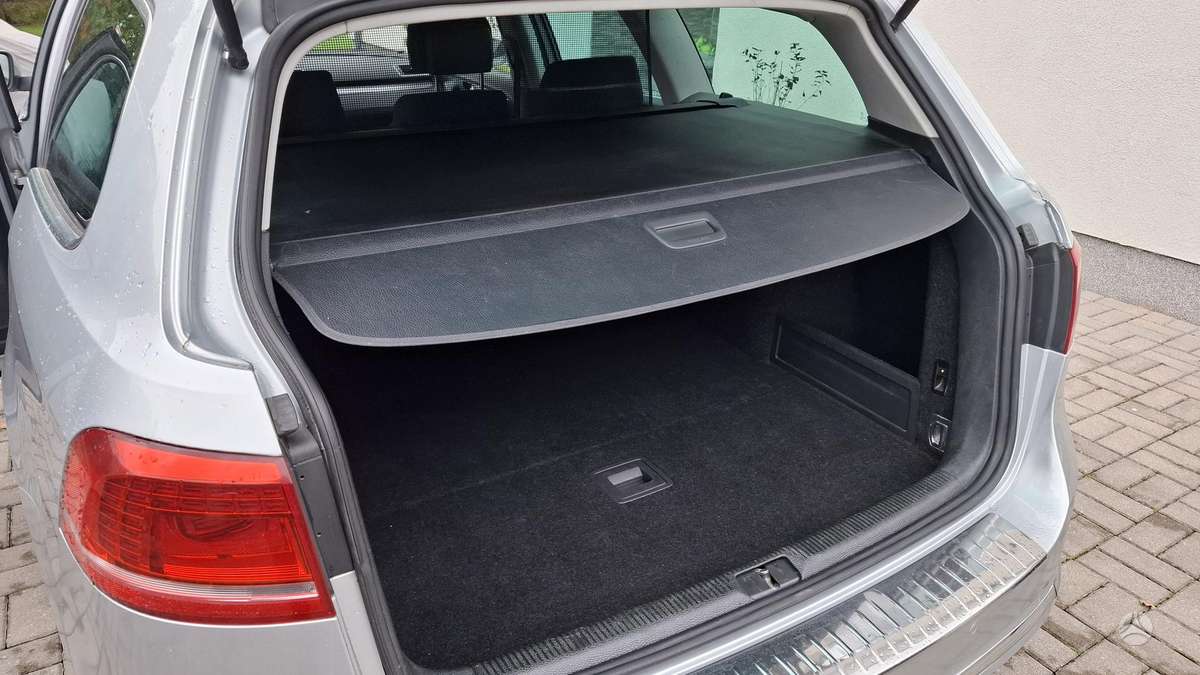 Volkswagen Passat, 2.0 l., Универсал