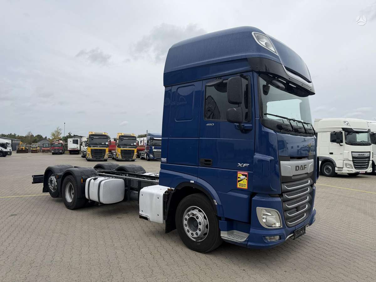 DAF XFD 480 FAR RETARDER, cab-chassis trucks