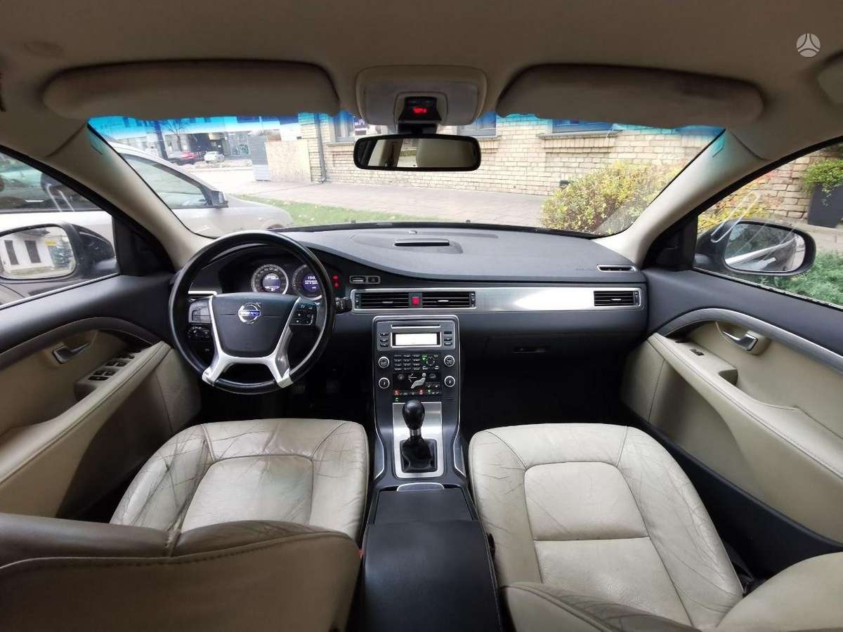 Volvo S80, 2.4 l., Седан