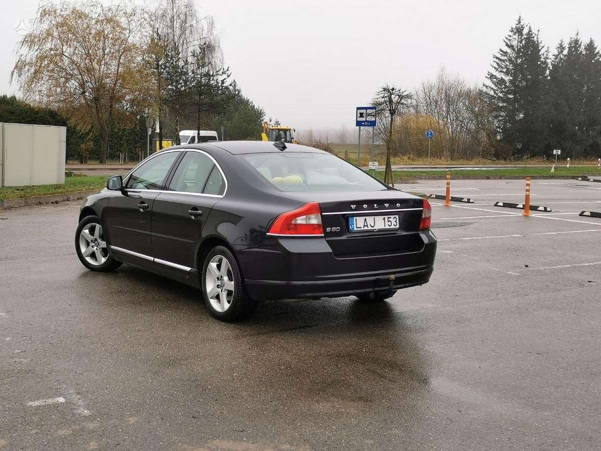 Volvo S80, 2.4 l., Седан