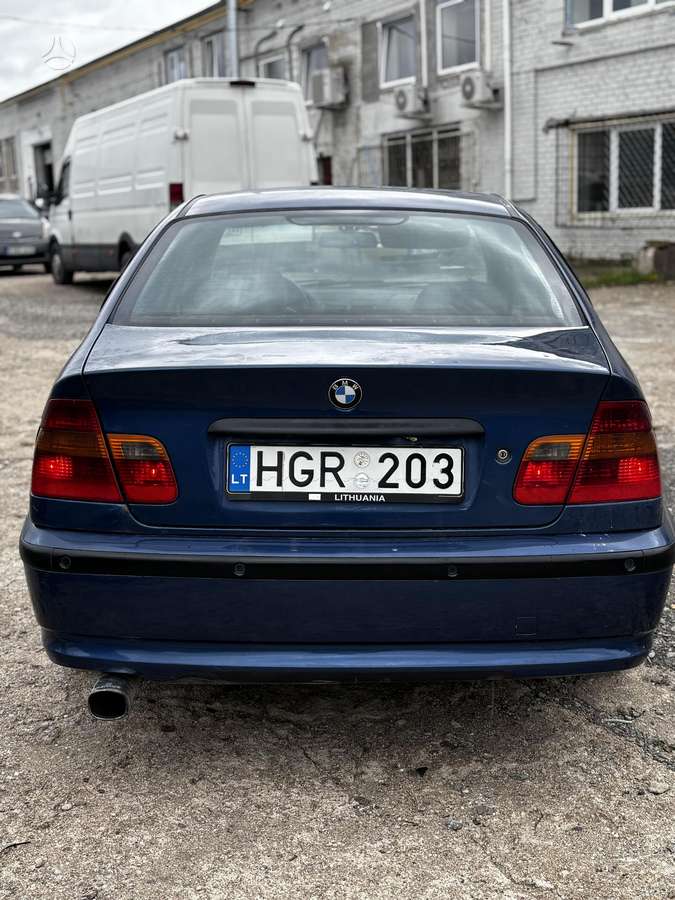 BMW 320, sedanas