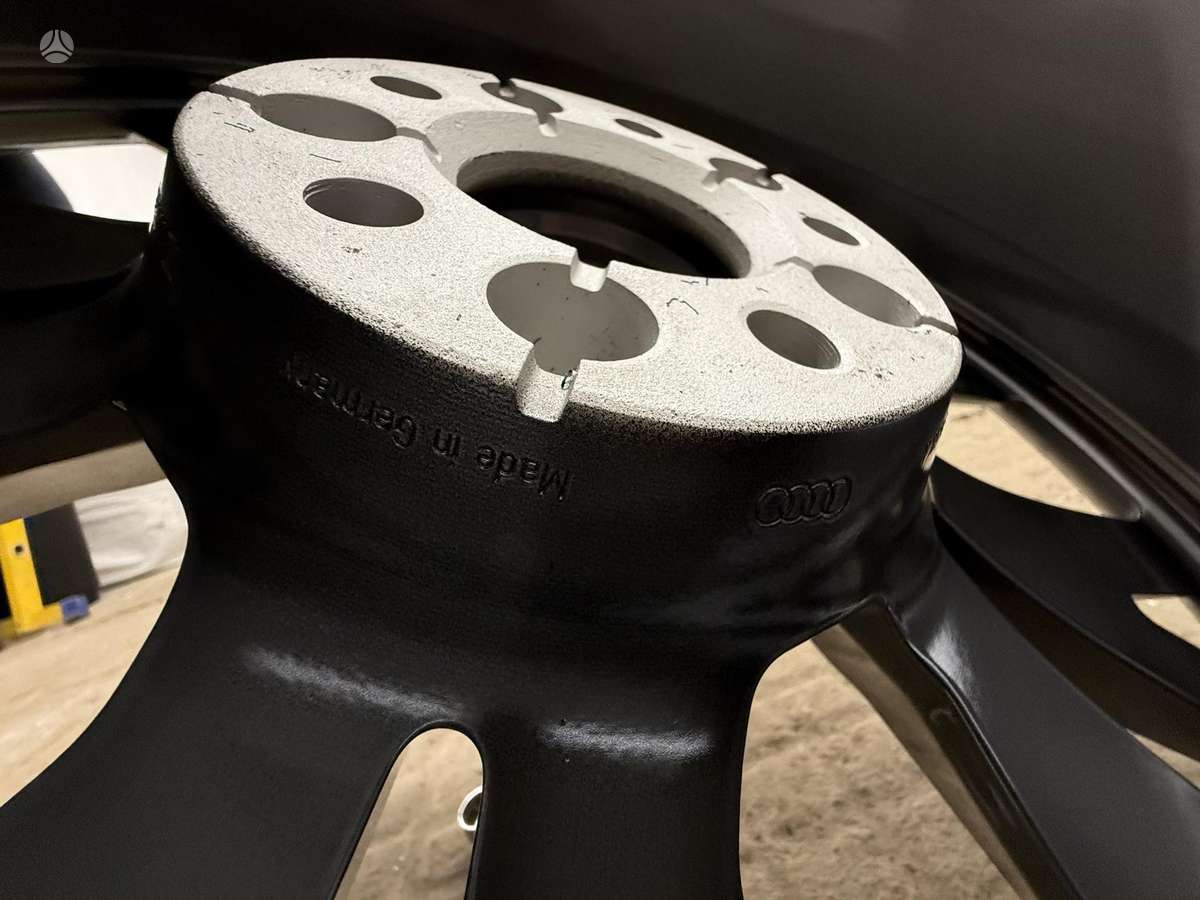 Audi, light alloy, R20