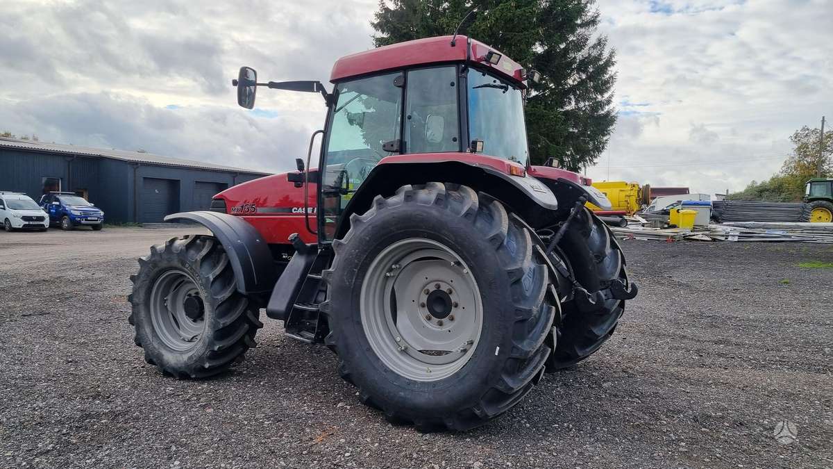 Case-IH MX135, traktori