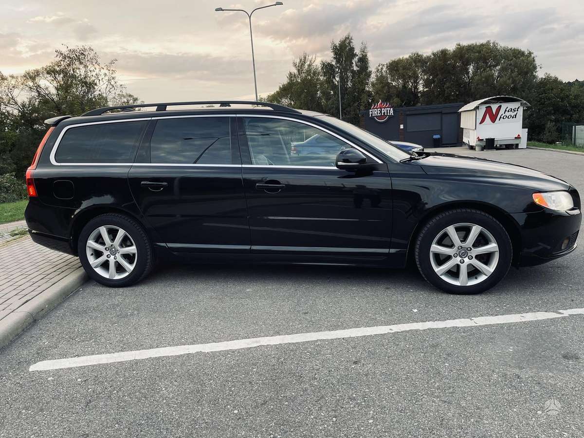 Volvo V70, 2.0 l., wagon