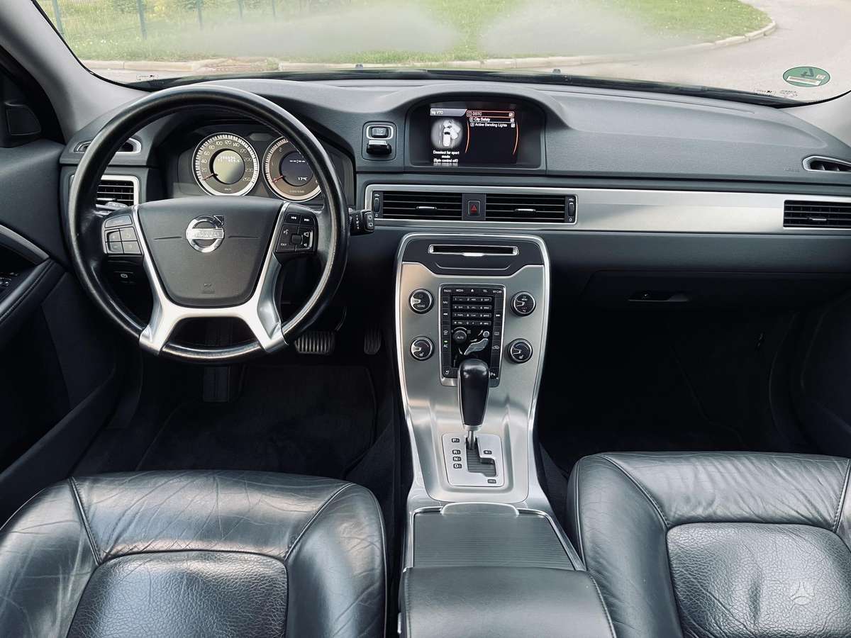 Volvo V70, 2.0 l., wagon