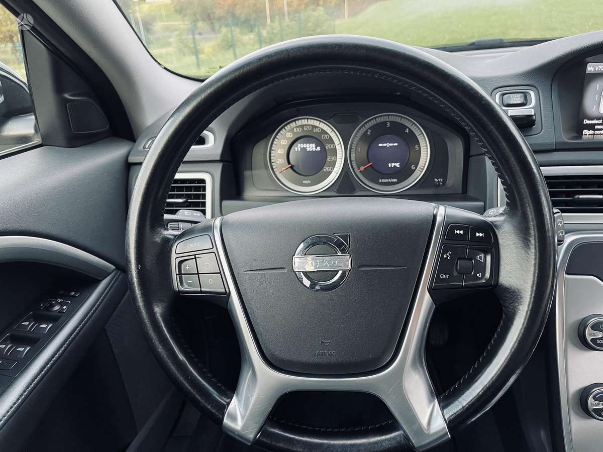 Volvo V70, 2.0 l., universalas