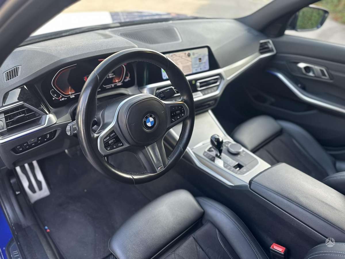 BMW 318, 2.0 l., Седан