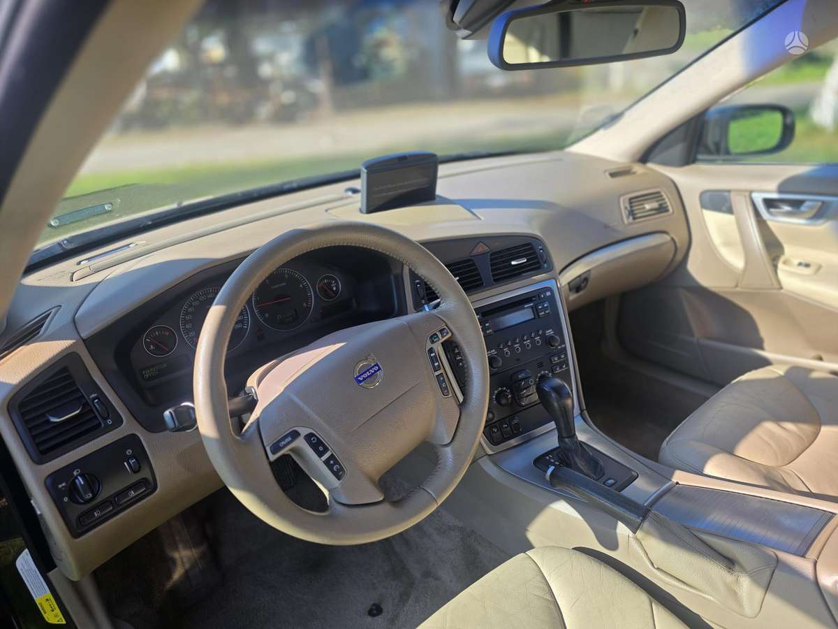 Volvo V70, 2.4 l., universalas