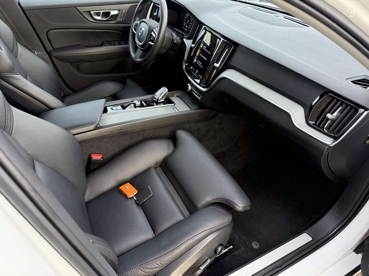 Volvo V60, 2.0 l., Универсал