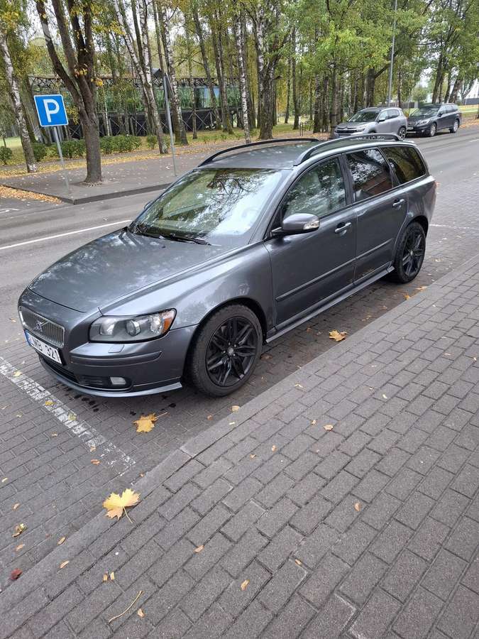 Volvo V50, 2.4 l., wagon