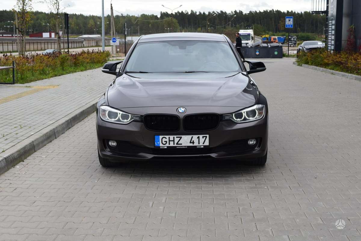 BMW 320, 2.0 l., Седан