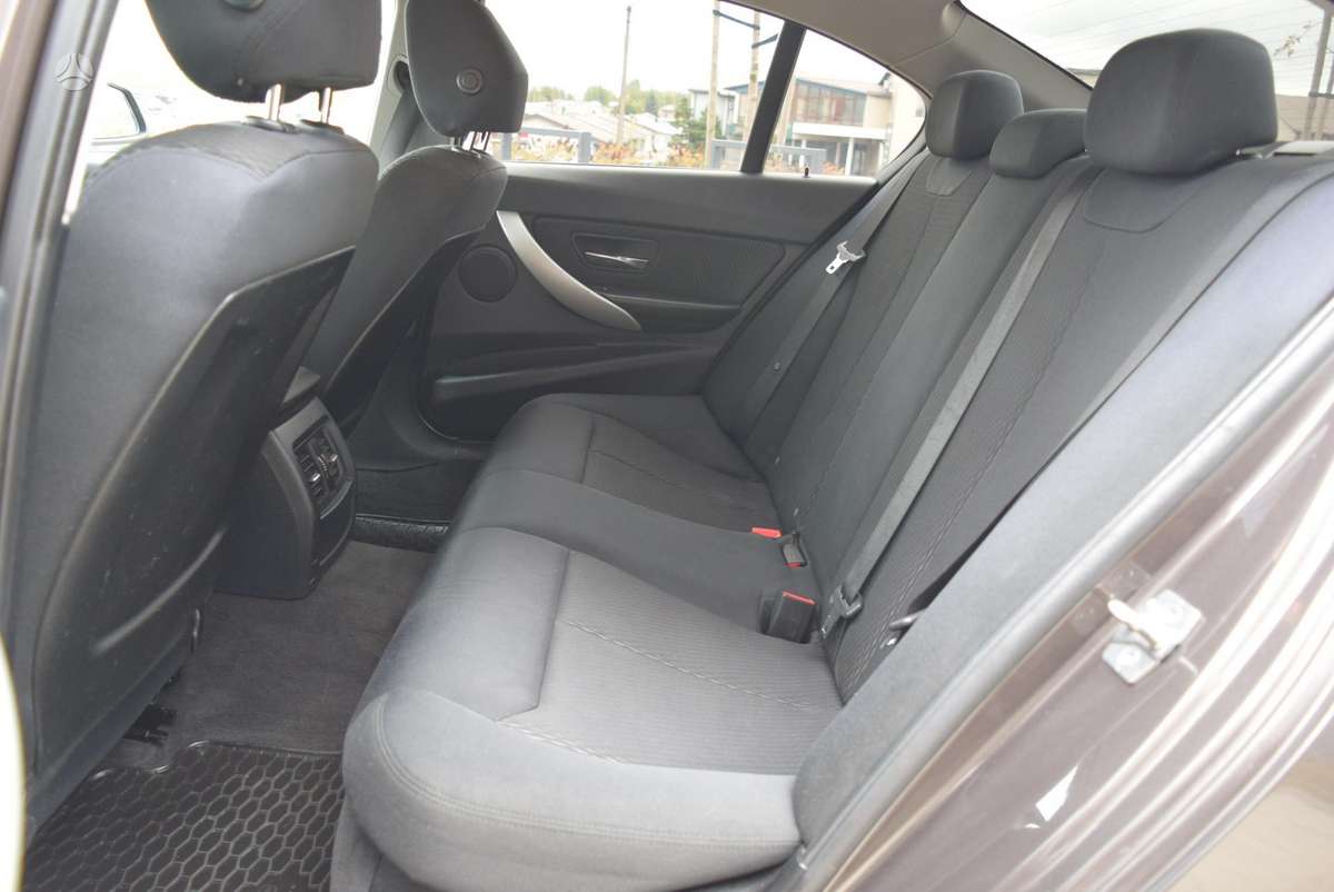 BMW 320, 2.0 l., Седан