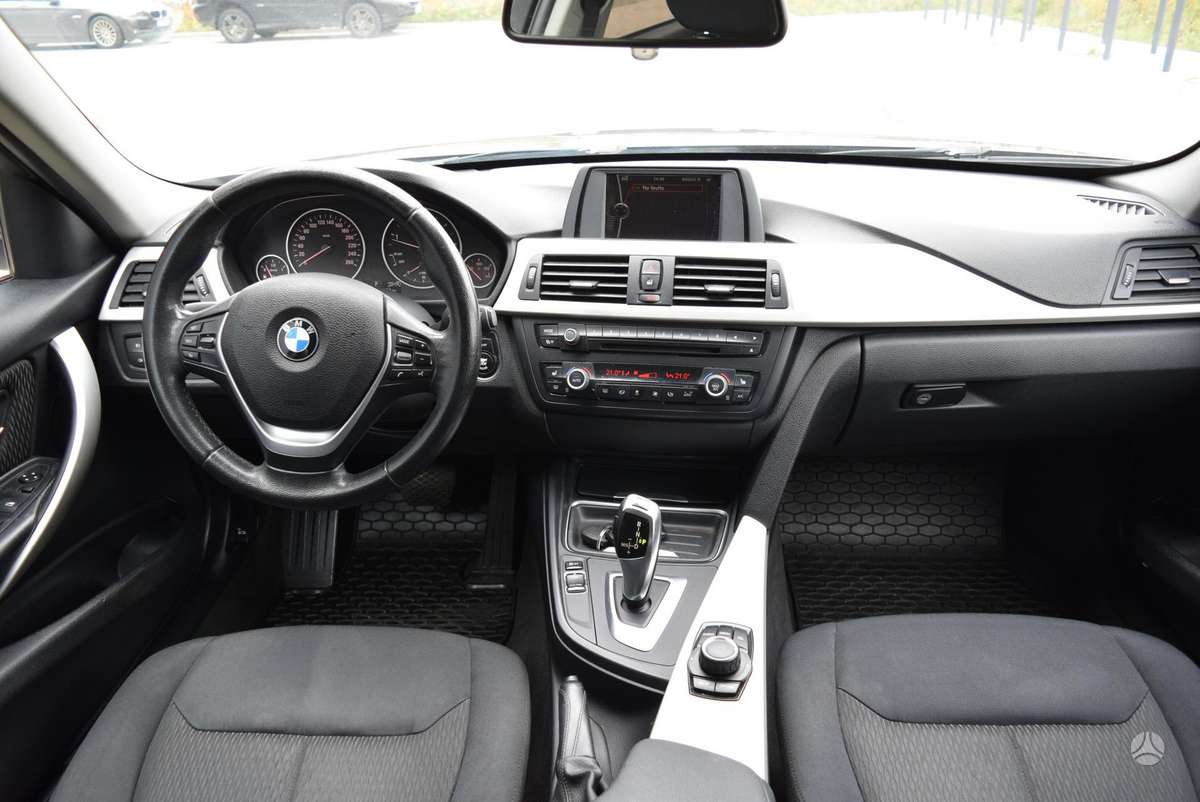 BMW 320, 2.0 l., Седан
