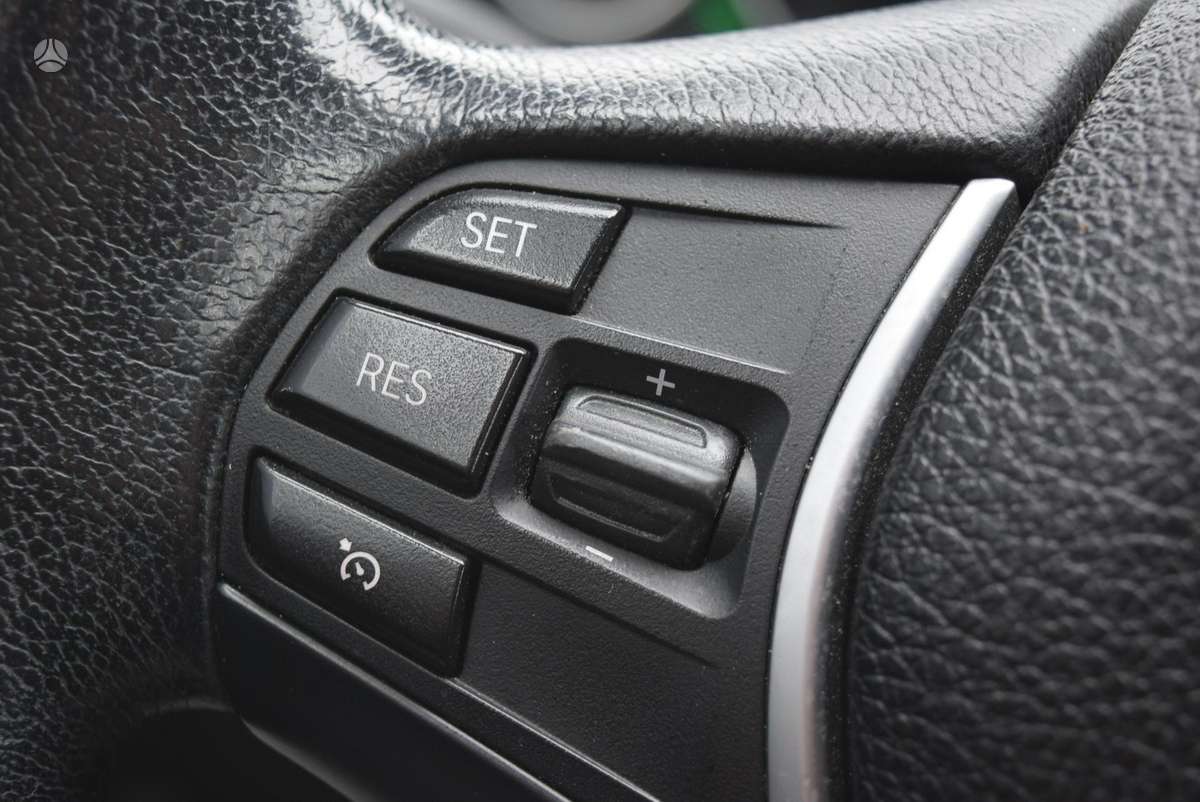 BMW 320, 2.0 l., Седан