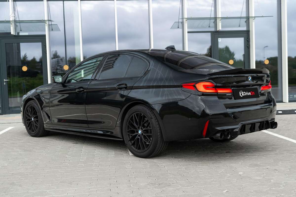 BMW 530, 3.0 l., Седан