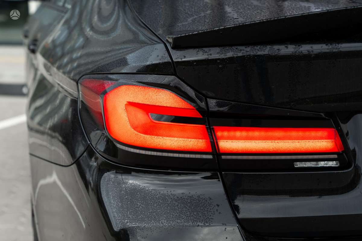 BMW 530, 3.0 l., Седан