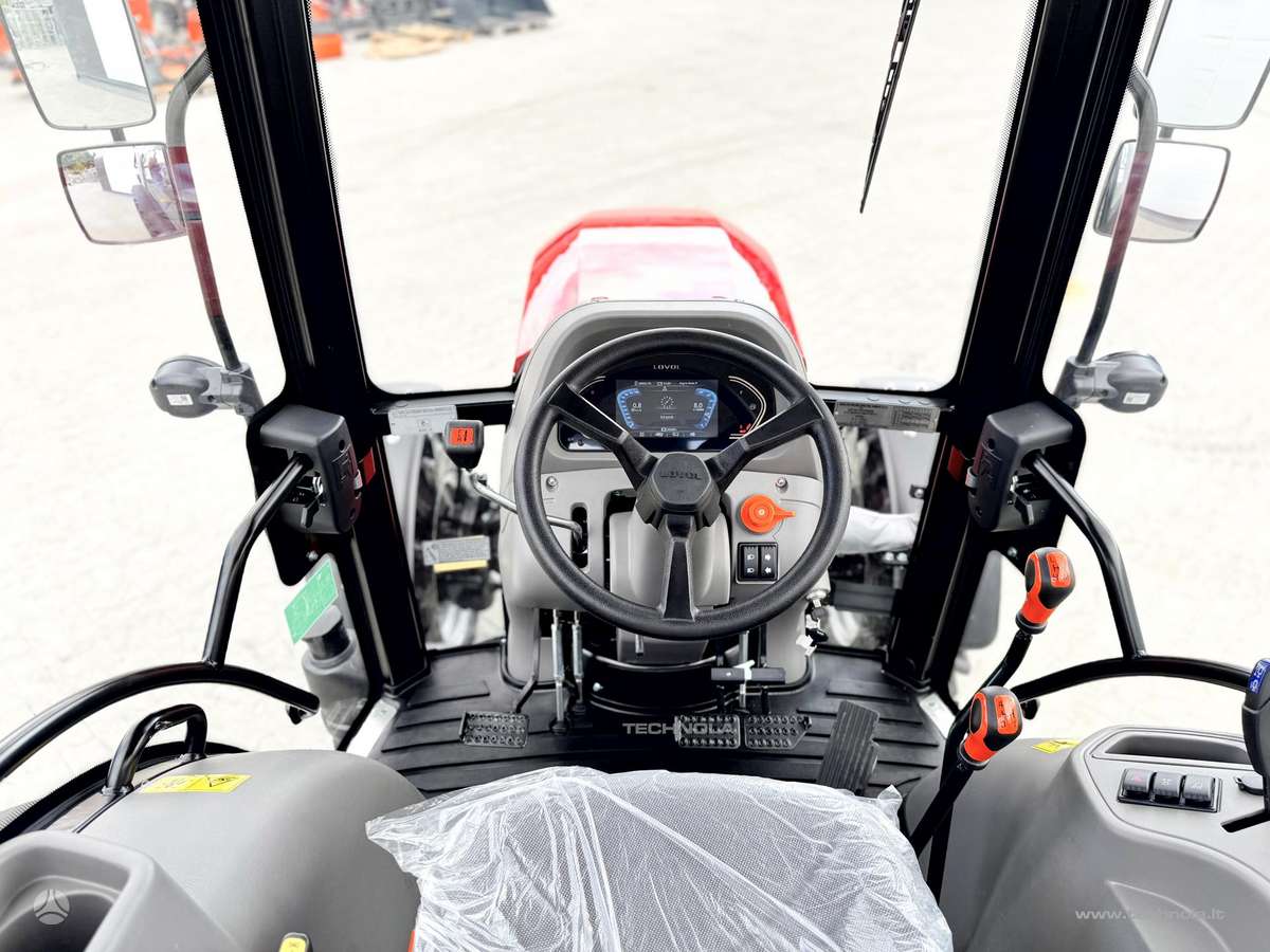 LOVOL M754, tractors