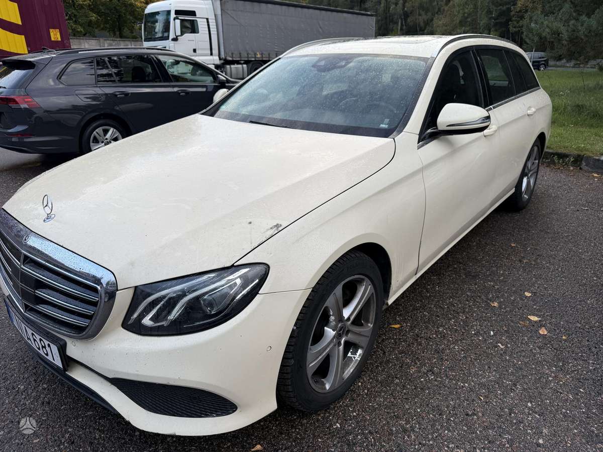 Mercedes-Benz E200, 2.0 l., Универсал