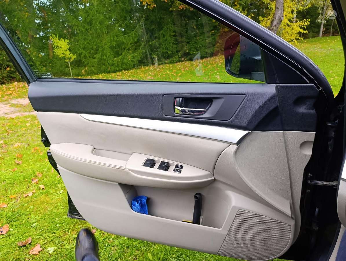 Subaru Outback, 2.5 l., universalas