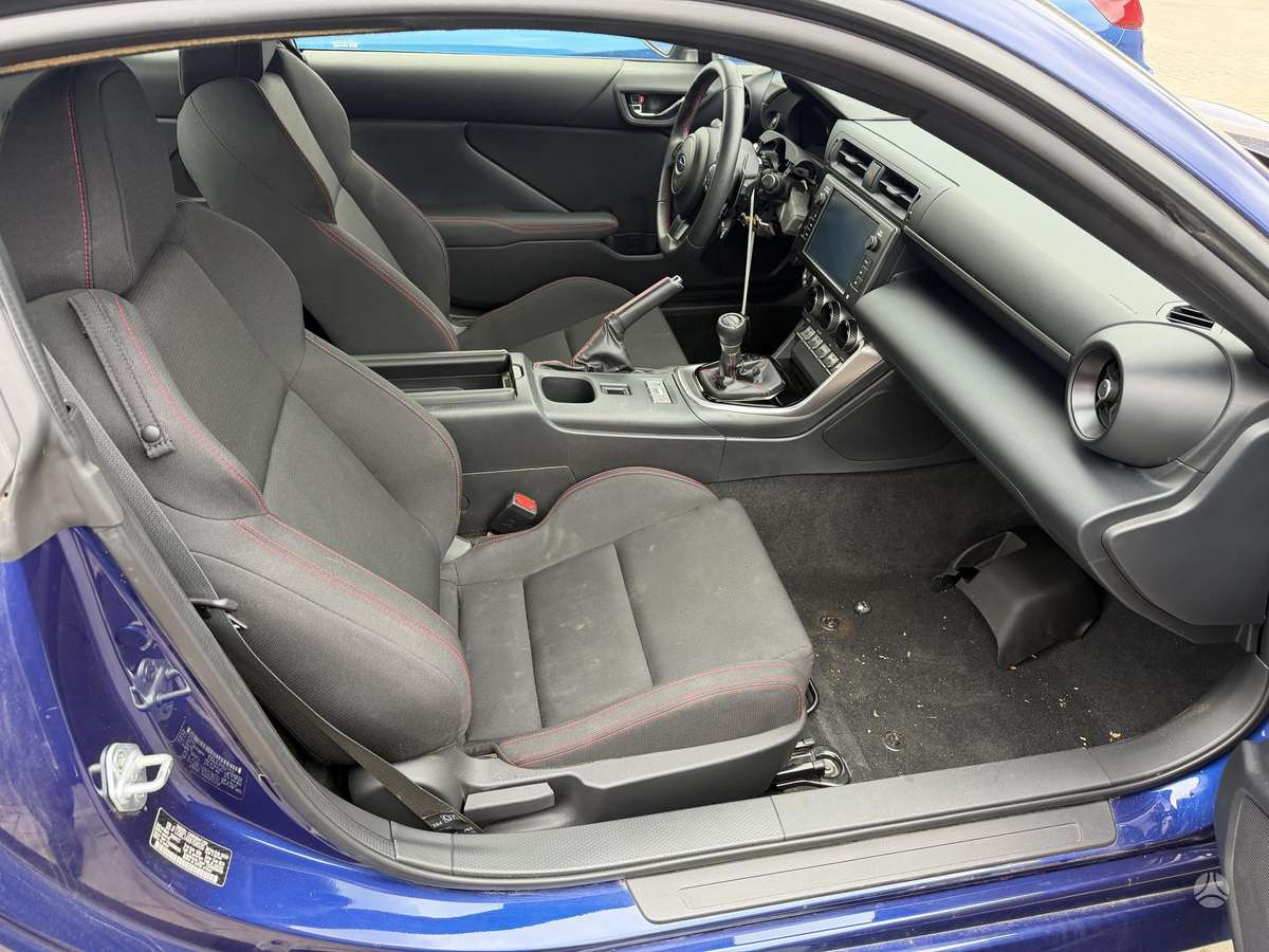Subaru BRZ, Купе (coupe)