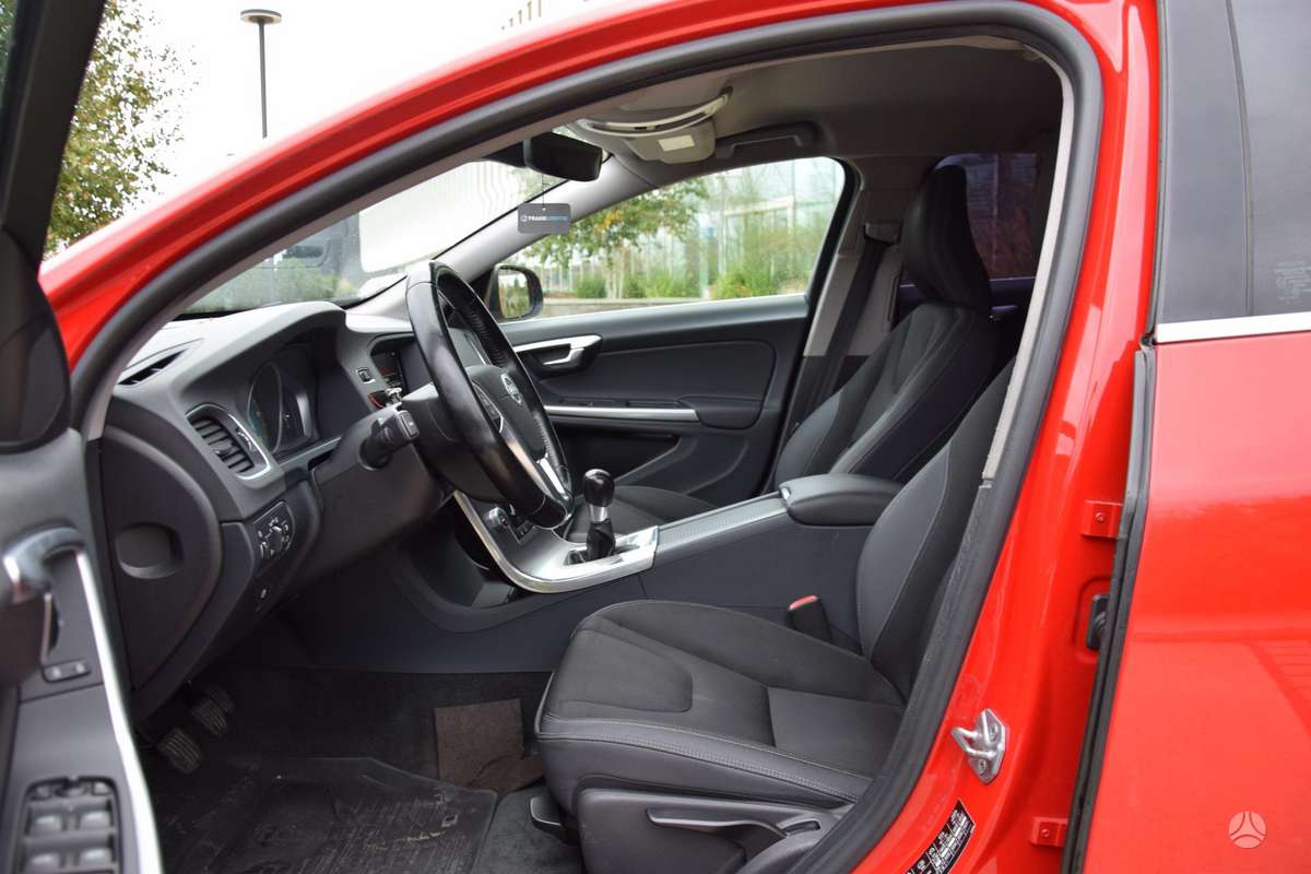 Volvo V60, 2.0 l., Универсал