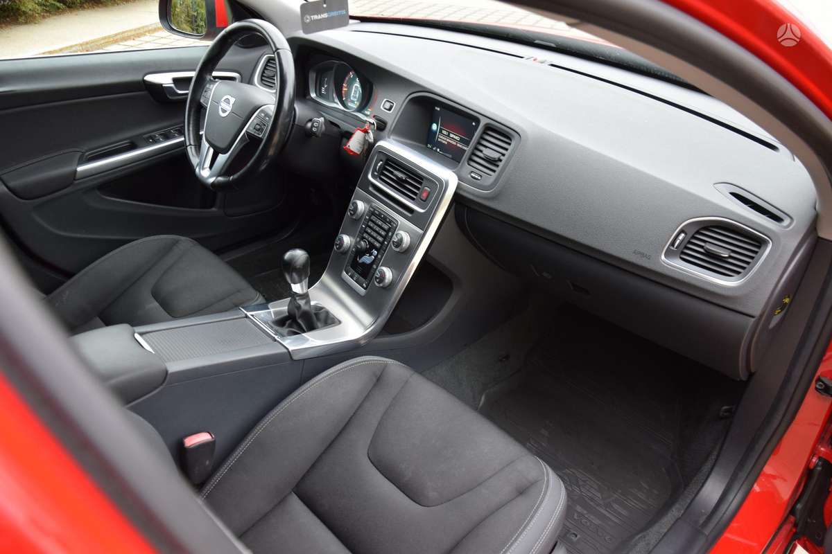 Volvo V60, 2.0 l., universalas