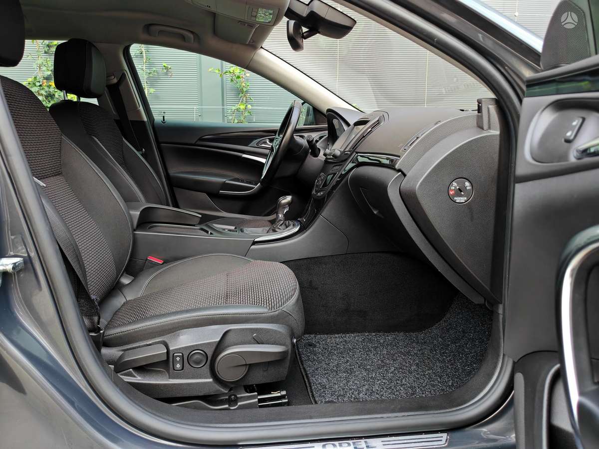 Opel Insignia, 2.0 l., wagon