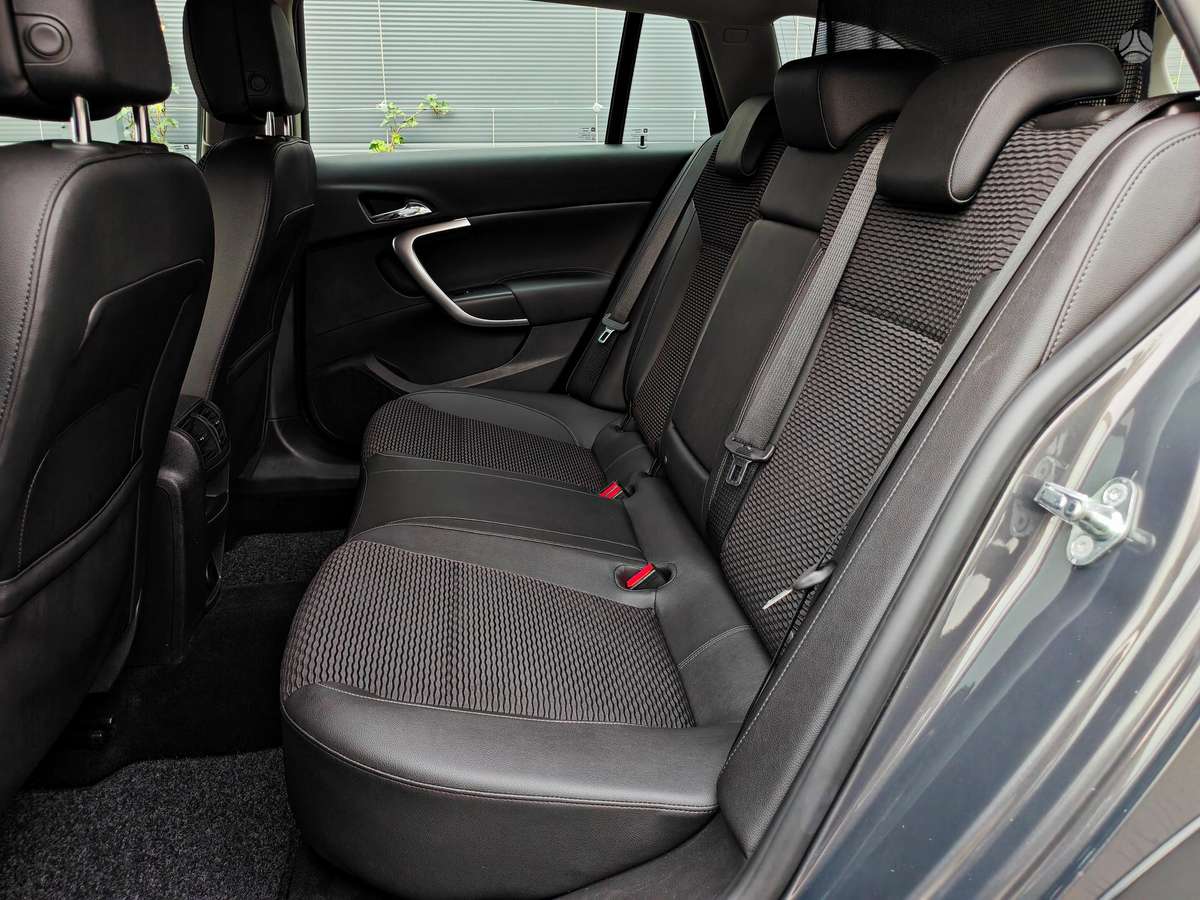 Opel Insignia, 2.0 l., wagon