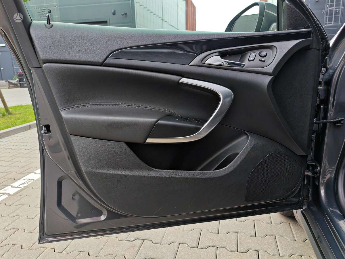 Opel Insignia, 2.0 l., wagon