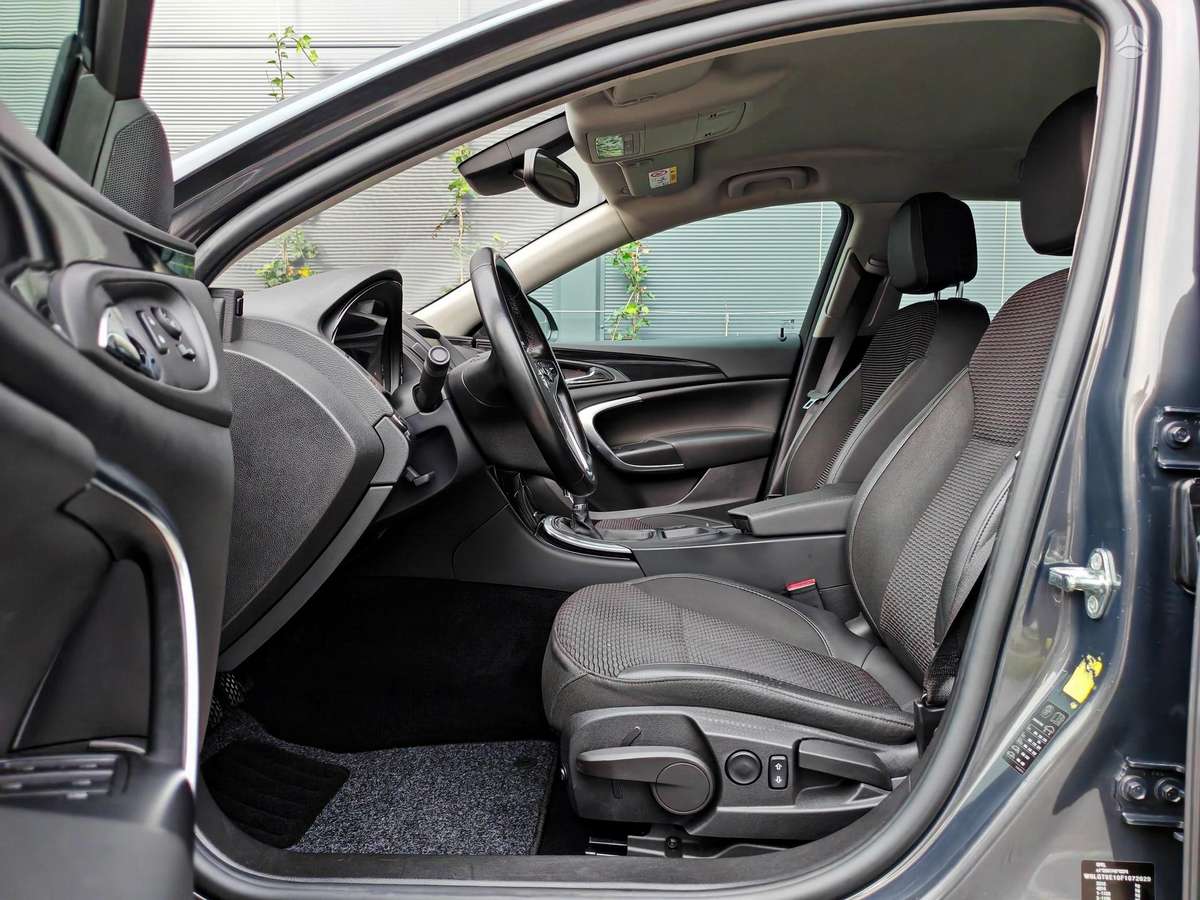 Opel Insignia, 2.0 l., wagon