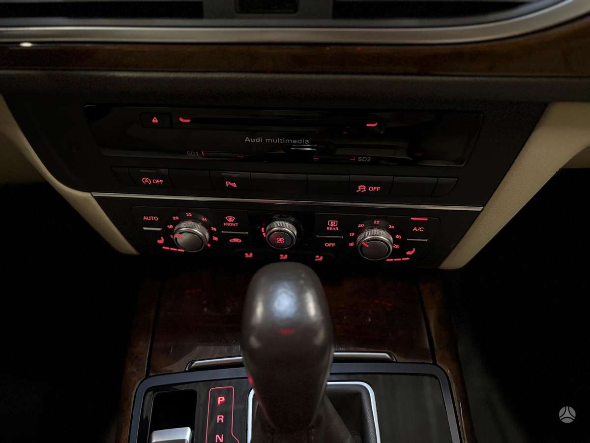 Audi A6, 3.0 l., wagon