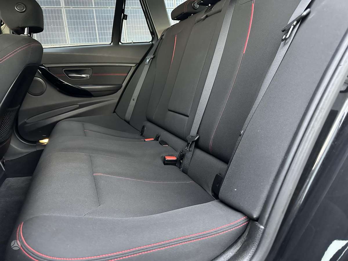 BMW 320, 2.0 l., wagon