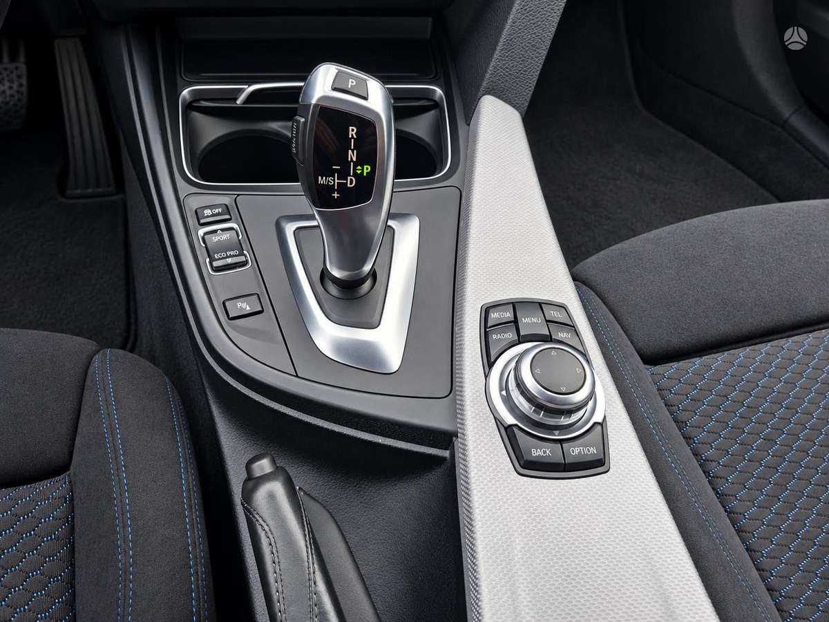 BMW 318, 2.0 l., universalas