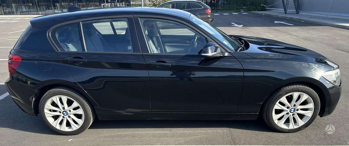 BMW 120, 2.0 l., Хэтчбек