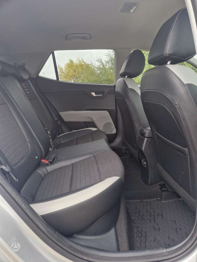 Kia Stonic, 1.0 l., hatchback