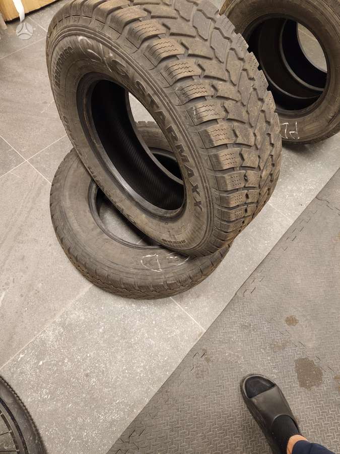 BF Goodrich, зимние 225/70 R15