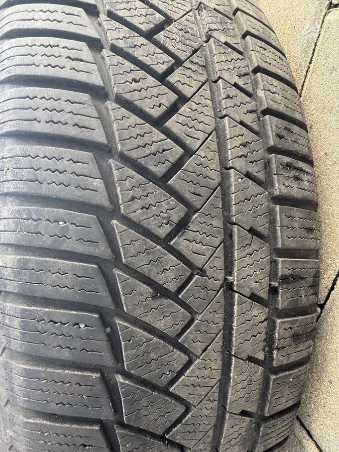 Continental Daug Protektoriaus, всесезонные 235/60 R18