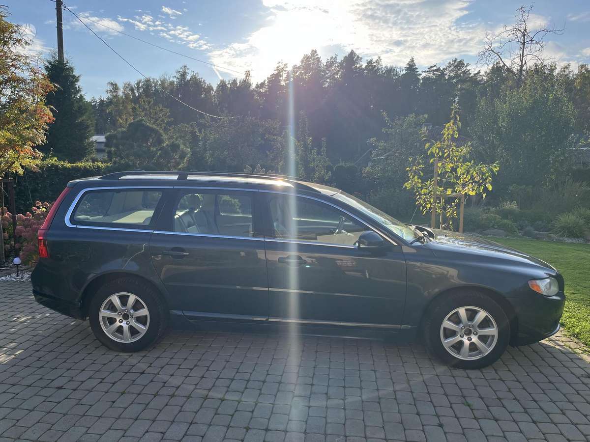 Volvo V70, 2.0 l., Универсал