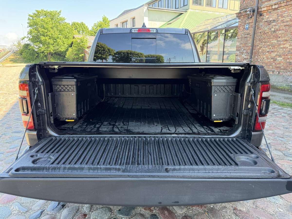 Dodge Ram, 5.7 l., Пикап