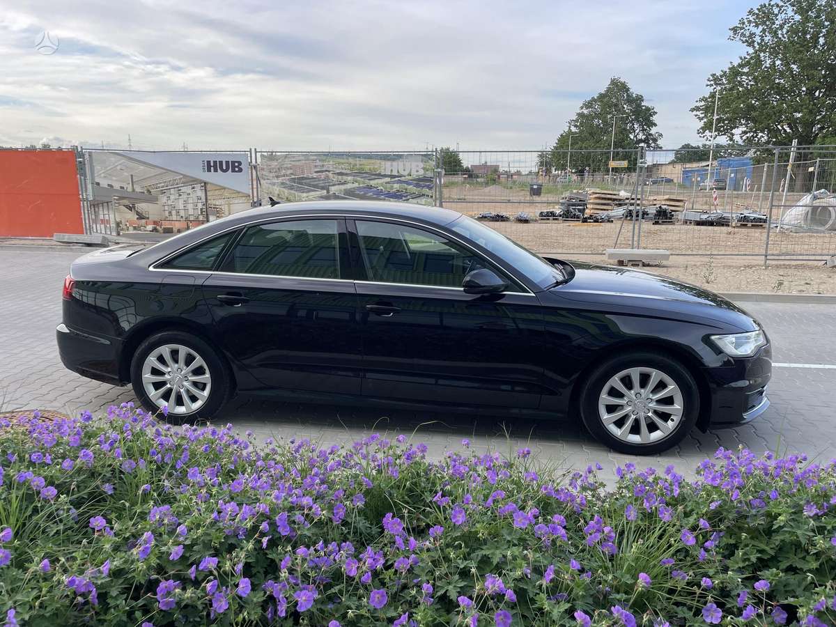Audi A6, 2.0 l., Седан