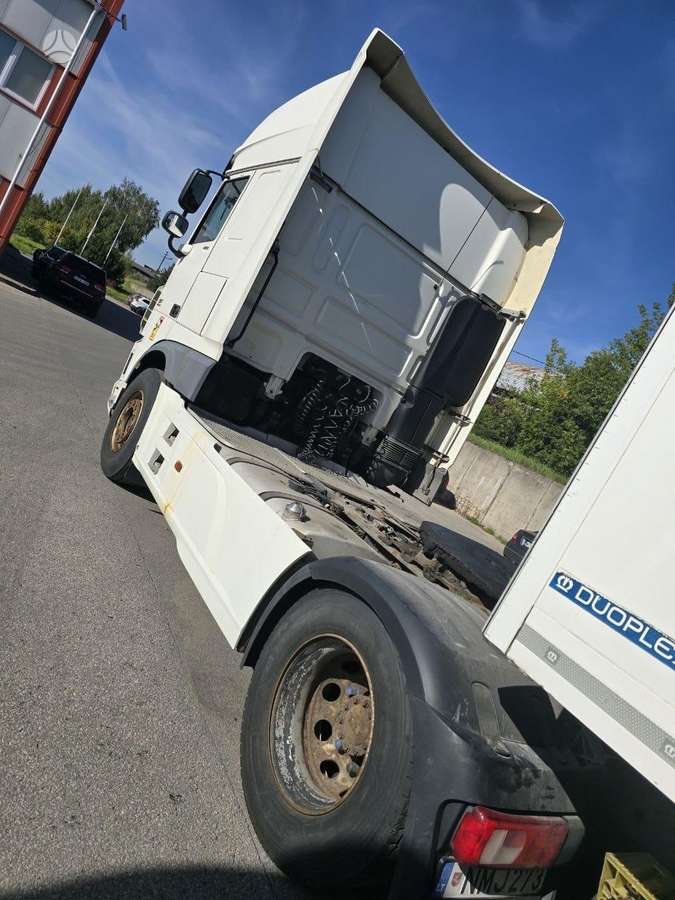 DAF XF 460 FT, 2 miegamosios vietos