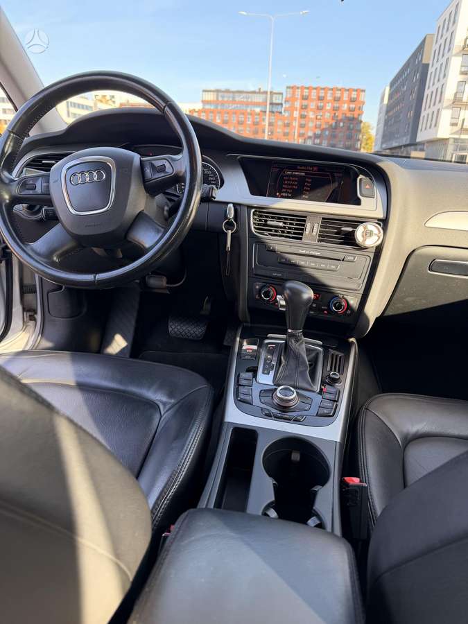 Audi A4, 2.0 l., Универсал